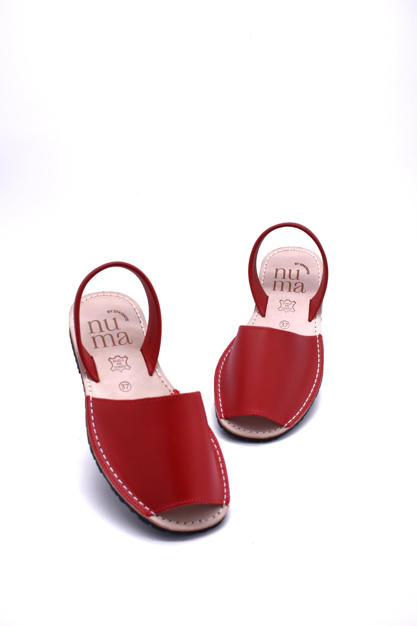 Red Avarca Women Flat