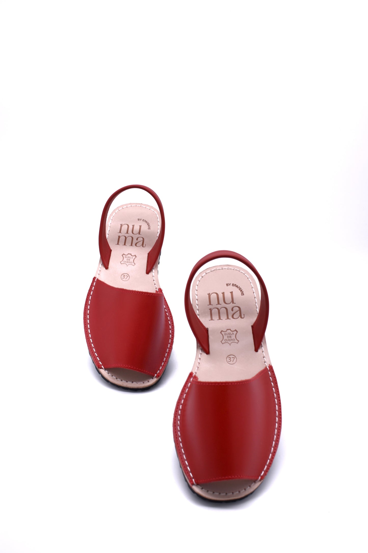 Red Avarca Women Flat