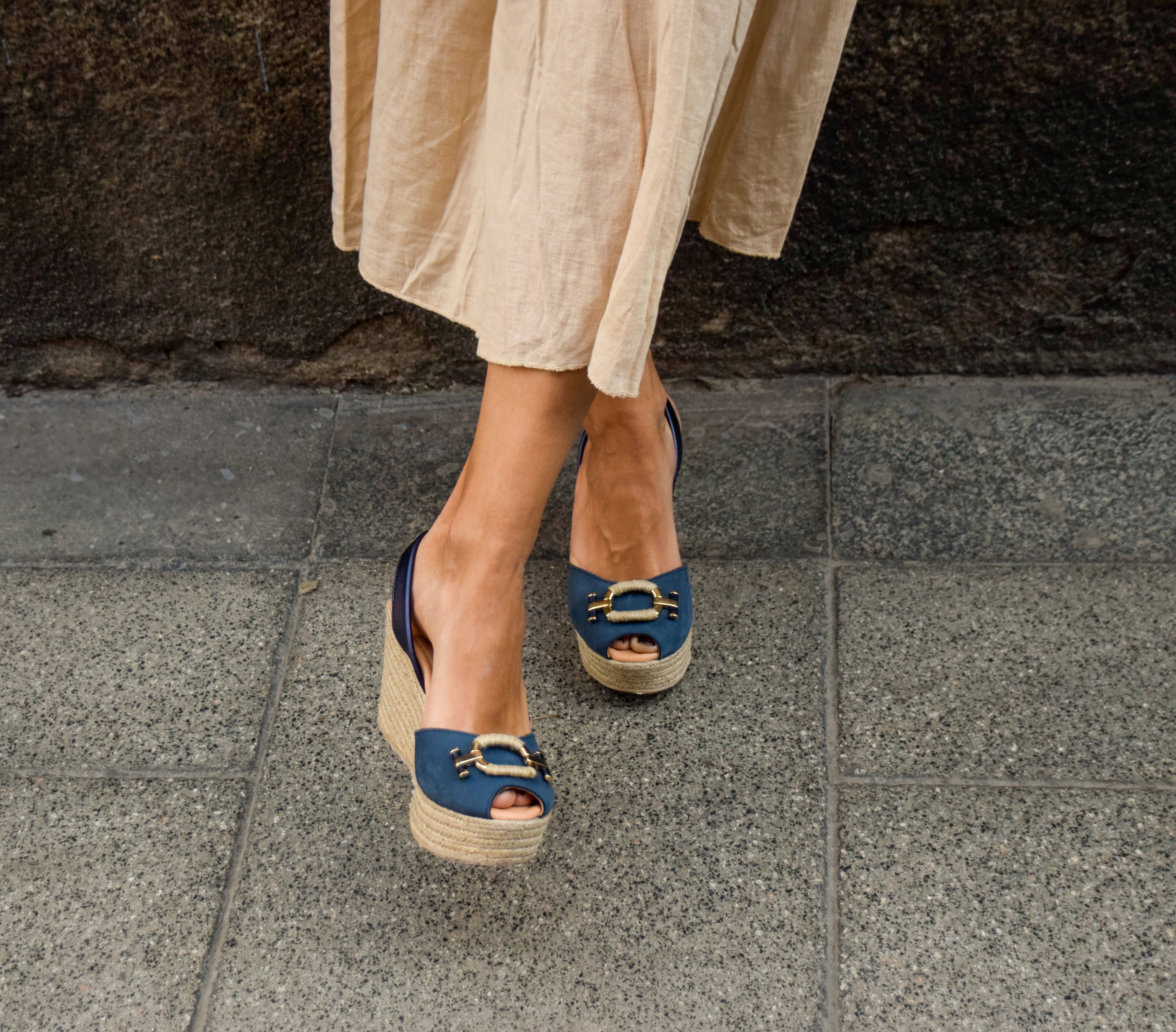 Rebeca (Azul Marino)