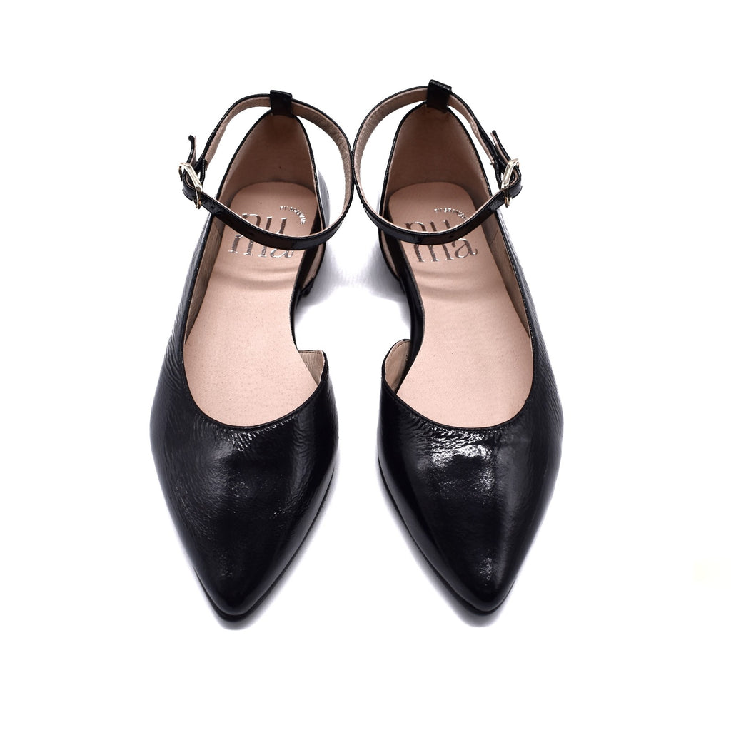 Black Ballet Flats